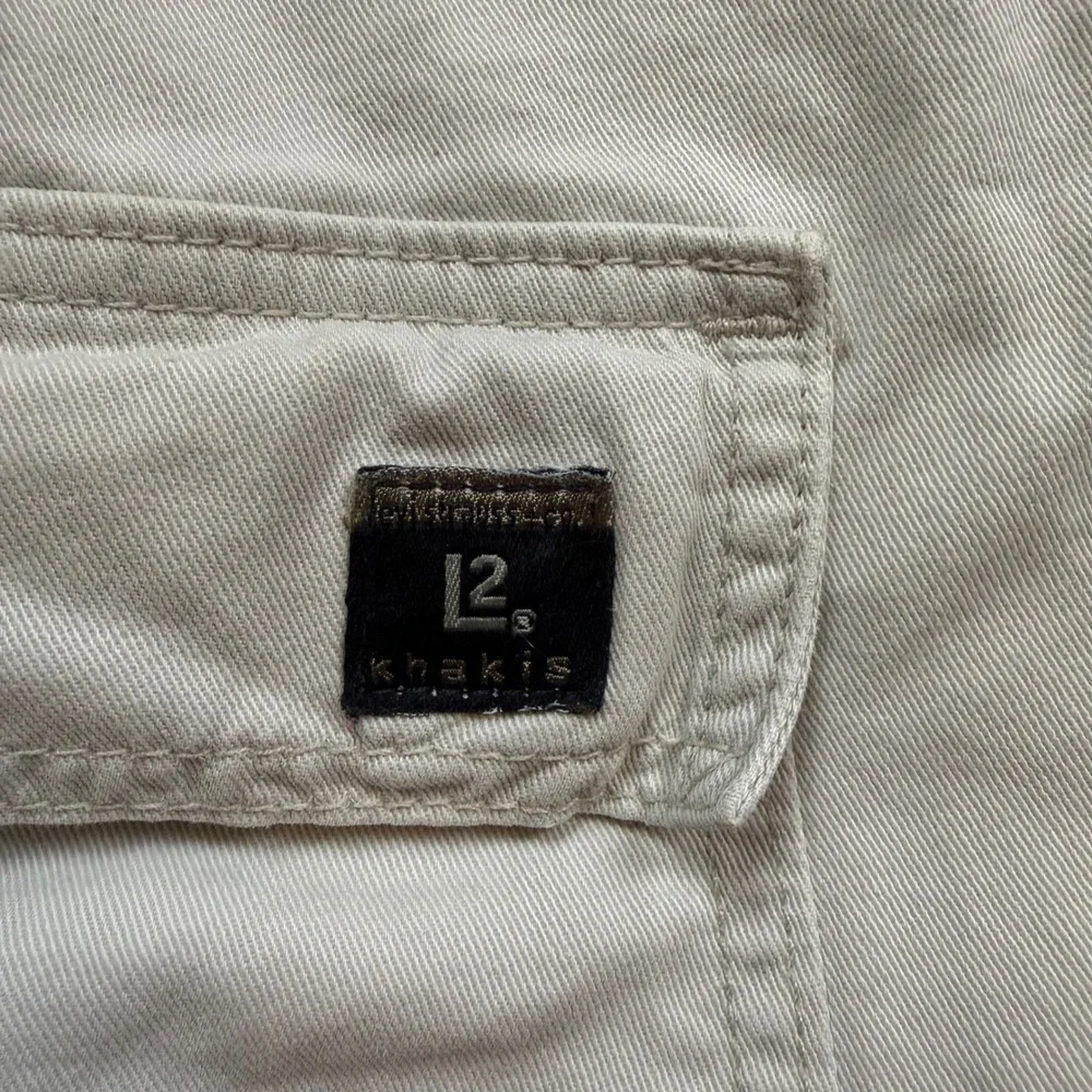 VTG 90s Levis L2 Khakis Mens 36x32 Beige Cargo Pants Relax Fit Cotton Twill Y2K